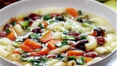 Makarna Çorbası