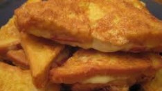 Kaşarlı Yumurtalı Ekmek Kızartması Tarifi