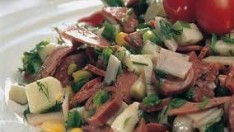 Otlu Şarküteri Salatası Tarifi