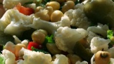 Mayonez Soslu Karnabahar Salatası Tarifi