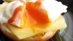 Egg Benedict Tarifi
